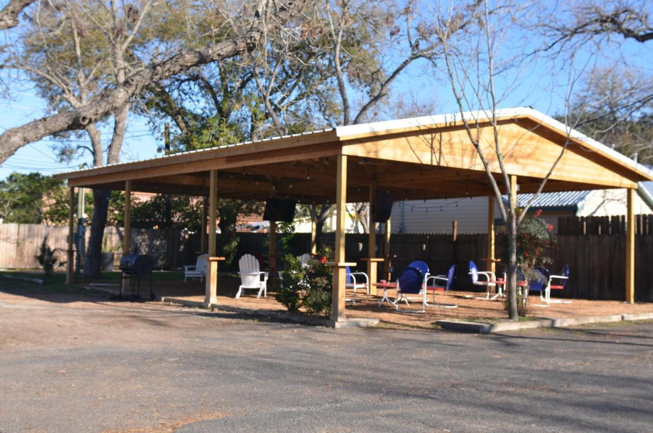 The Oak Motel La Grange Esterno foto