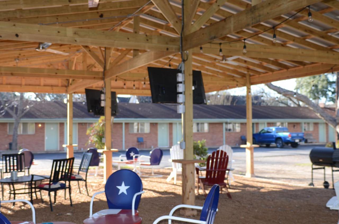 The Oak Motel La Grange Esterno foto