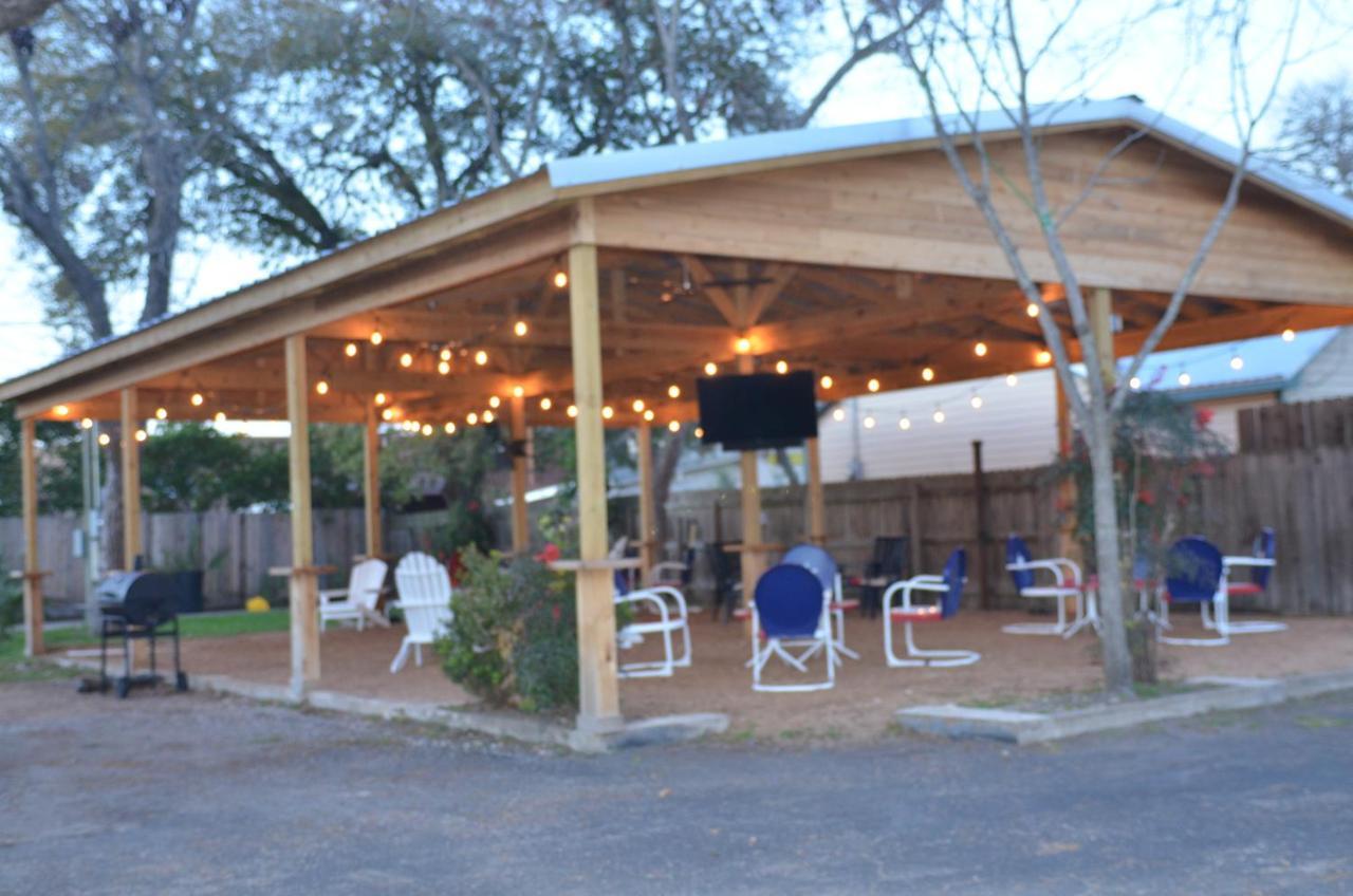 The Oak Motel La Grange Esterno foto